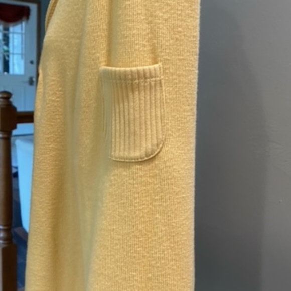 Studio Works Pull over Top - Picture 4 of 10